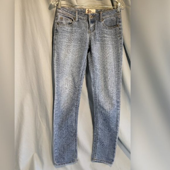 So “Wear It Declare It” Jeans in Aquarius wash. size 1! EUC! - Picture 2 of 13